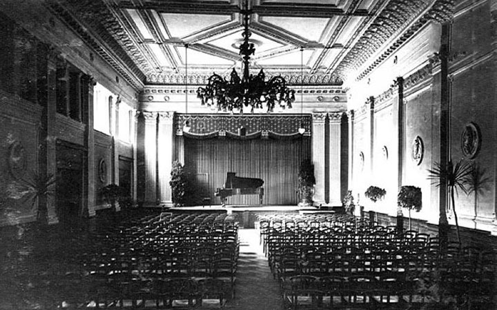 音樂廳后期聲越擴散越好嗎